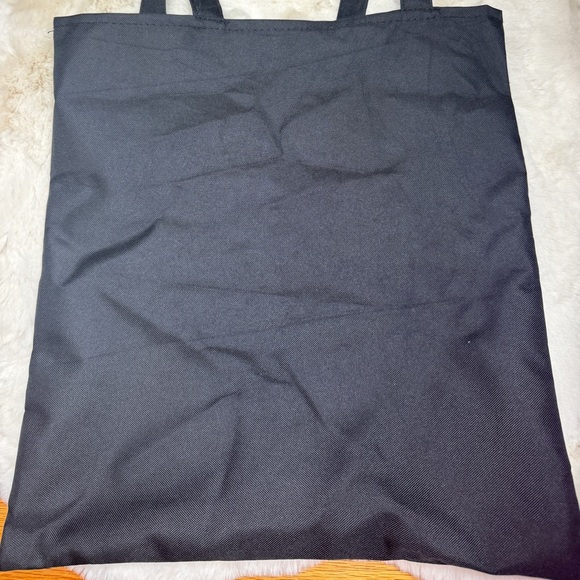 Mac Lipstick Energy Tote - Picture 3 of 3